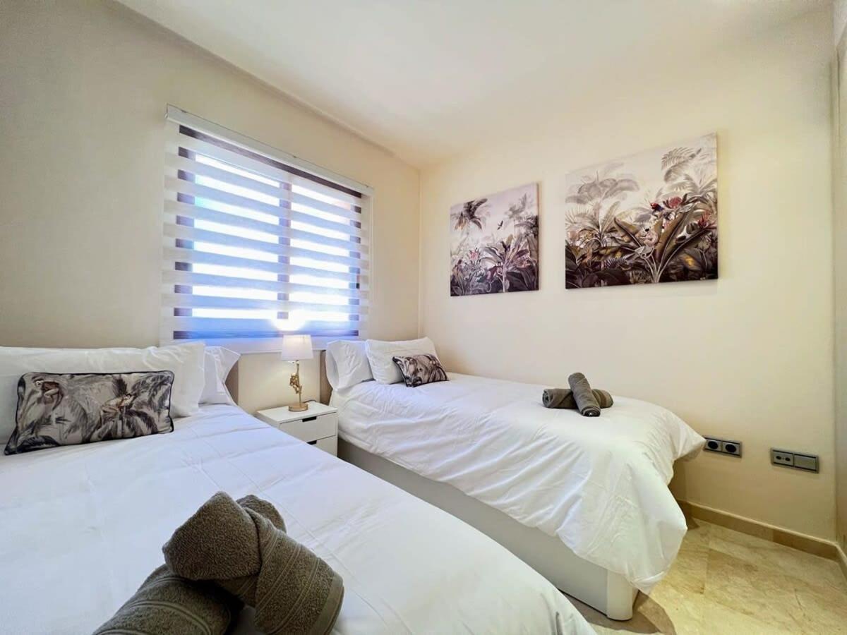 Modern 2 Bedroom Beachside Apartment Nr72 Los Alcázares Exterior foto